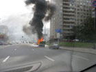 В центре Киева загорелась «Газель». Клубы дыма охватили весь микрорайон. Фото