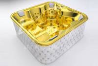 Чтоб я так жил… Арабский шейх купил золотую ванну в коже с кристаллами Swarovski. Фото