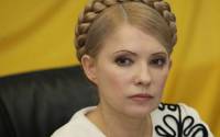 Чудотворные стены колонии почти исцелили Тимошенко. Во всяком случае, в туалет ходит самостоятельно
