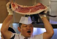 Вот она – непреодолимая страсть к суши. Японец «раскошелился» на тунца за 736 тысяч басков. Фото