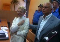 БЮТ нашел еще один повод валять дурака: Тимошенко потеряла сознание, а они волнуются