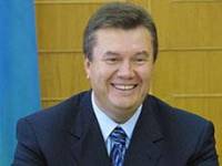 Янукович решил написать новую Конституцию. Вот теперь заживем как люди
