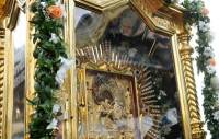 В столицу везут одну из главных святынь Почаевской Лавры