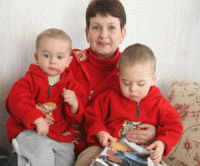 Невероятно. 55-летняя украинка родила себе внуков