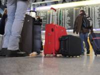 Работники франкфуртского аэропорта решили еще два дня побастовать. Авось зарплату повысят