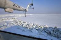 В Азовском море 18 судов попали в ледяной плен. Фото