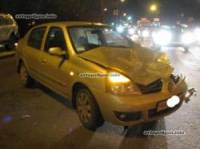 В Киеве Renault после «тройного тулупа» врезался в Toyota Land Cruiser