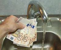 За воду платим больше, ПДД не нарушаем, Януковича – не оскорбляем. Картина дня  (1 марта 2012)