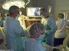 В Украине сделали первую в Восточной Европе операцию на щитовидке, после которой практически не остается следов
