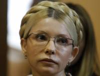 Меркель просит отпустить Тимошенко на лечение в Германию