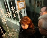 Тимошенко отказалась лечиться, Янукович – проводить саммит в Ялте, а Карпачева – отчитываться перед Генпрокуратурой. Картина дня (8 мая 2012)