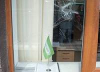 В Черновцах обстреляли офис партии Яценюка