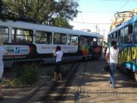 В Одессе трамвай сошел с рельсов: есть пострадавшие