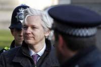 За ночь, проведенную не там где нужно, полиция решила арестовать основателя Wikileaks