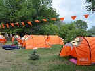 На прощание у голландских болельщиков в Харькове сперли палатку