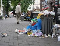 Пока мы с вами так радовались Евро, Киев признали самой грязной столицей Европы. Картина дня (22 июня 2012)