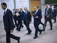 Доблестная охрана президента Франции, собираясь на конференцию в ООН, забыла чемодан с оружием