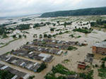 Такого наводнения давно не было. В Индии две тысячи деревень ушли под воду