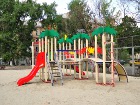 Жители Днепровского района массово просят Довгого решить вопрос с детскими площадками