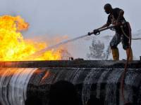 В Нигерии горящий бензовоз забрал около ста жизней