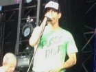 Солист Red Hot Chili Peppers поддержал Pussy Riot прямо посреди концерта в Санкт-Петербуре