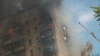 Грандиозный пожар в Енакиево. Девятиэтажка пылала со всех сторон