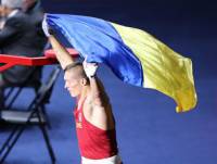 Украинец Александр Усик признан лучшим боксером 2012 года