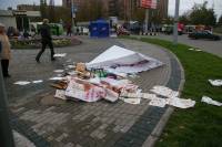Погром в Харькове. Оппозиционному кандидату, не стесняясь, разрушили все палатки