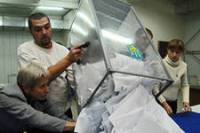 Скандальные округа ждут перевыборов, а Пилипишин и Балога уже празднуют победу. Картина дня (9 ноября 2012)