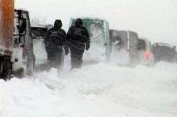 Снежная ловушка на западе Украины. В такой ситуации не пожелаешь оказаться никому