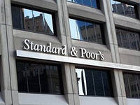 В Standard & Poor’s намекают, что без дальнейшего влезания в долги Украину таки ждет дефолт