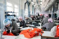 Украинские бизнесмены все чаще используют труд заключенных. И им хорошо, и зеки без дела не сидят