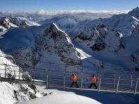 В Швейцарии открылся самый высокий в Европе подвесной мост. Слабонервным там лучше не гулять