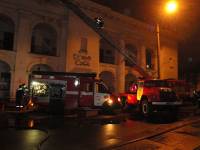 В Киеве ночью начался пожар в Гостином дворе