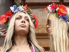 FEMEN в Париже примазались к отставке Папы Римского