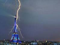 Явление природы, которое действительно завораживает. Самые красивые молнии со всего мира