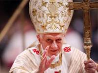 Бенедикт XVI не посетит коронацию Франциска. А тот быстро удалил свой кардинальский Twitter