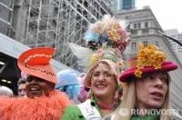 В Нью-Йорке прошел парад самых необычных шляп