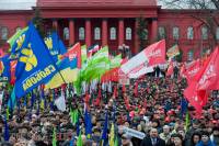 Оппозиция продолжает поднимать народ. На этот раз митинг прошел в Киеве