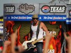 Басиста 3 Doors Down обвиняют в убийстве по неосторожности при отягчающих обстоятельствах