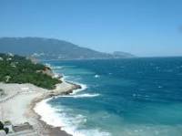 На майские праздники Крым посетили почти 200 тысяч человек. И что их туда тянет?