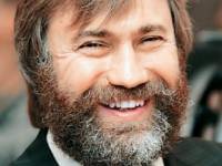 Центризбирком зарегистрировал кандидатом в народные депутаты миллиардера, который еще и года не успел пробыть гражданином Украины