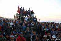 На севере Киргизии введено чрезвычайное положение из-за бунта