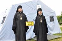 На Сумщине для Януковича открыли... полевую церковь