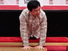 Джеки Чан стал первым китайцем, наследившим в Голливуде