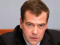 Медведев пообещал проследить за тем, как Азаров будет закачивать газ в ПХГ и обеспечивать его транзит в Европу