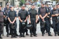 За митинг в центре Киева десять человек оказались в милиции