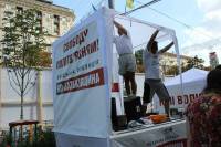 Палаточный городок фанатов Тимошенко на Крещатике готовится отметить два года Юлиной посадки