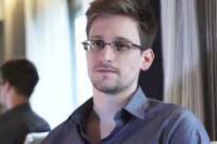 Сноуден не знает, что делать в России