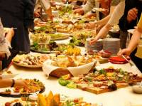 Турецкие власти заявляют, что российские туристы травятся в отелях, потому что жрут как не в себя